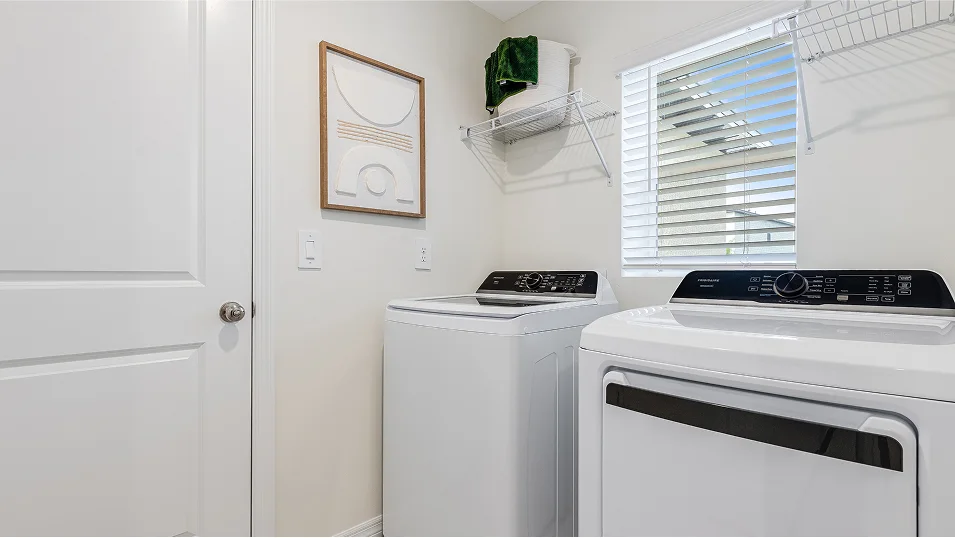 Florida CORE L002 Belmont Laundry F1 Base6 8 8 25