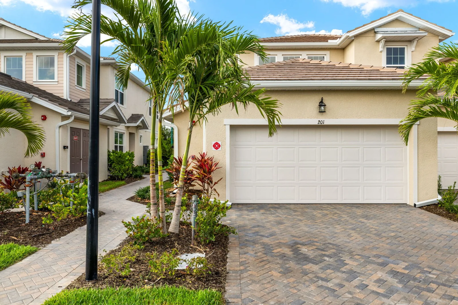 Builder gallery image associated with 4646 Arboretum Circle Unit 201